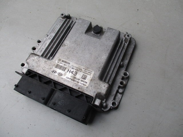 HYUNDAI I40 2016 1.7 DIESEL ECU ENGINE CONTROL MODULE 391402A530