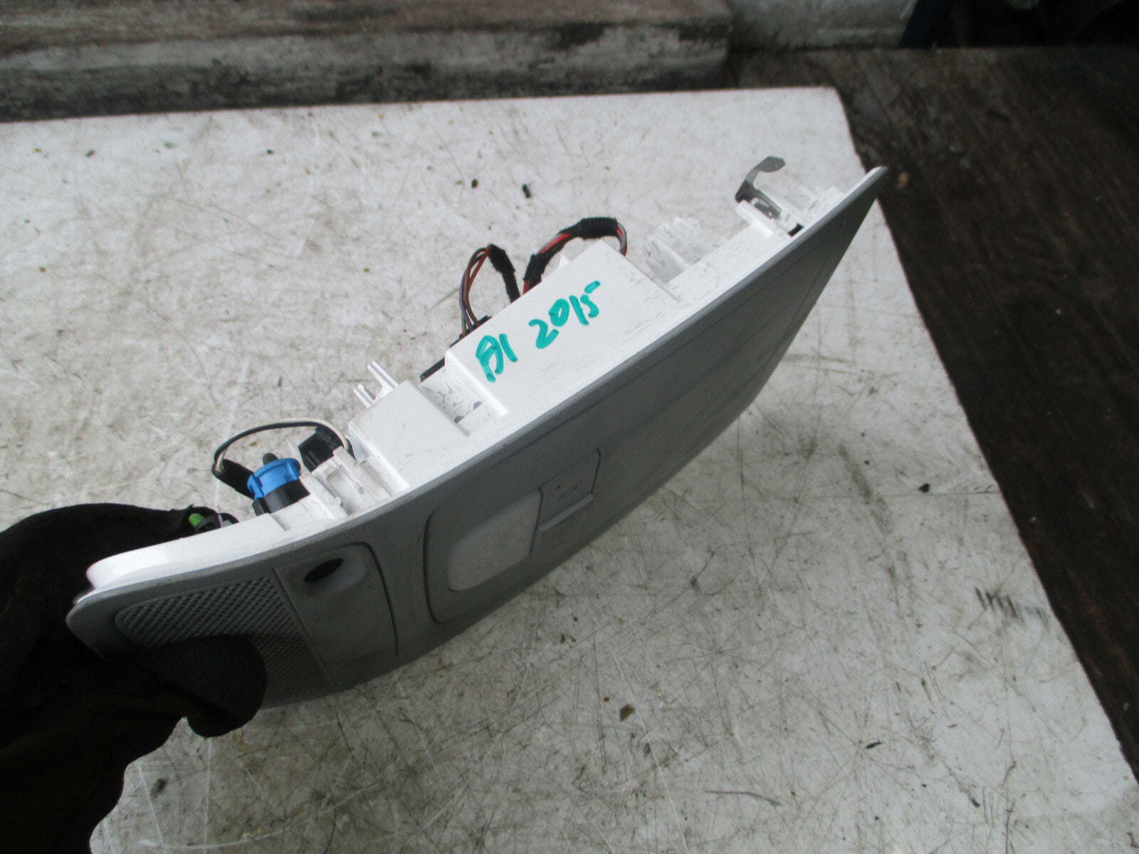 AUDI A1 8X 2015 FRONT INTERIOR ROOF READING LIGHT 8X0947135