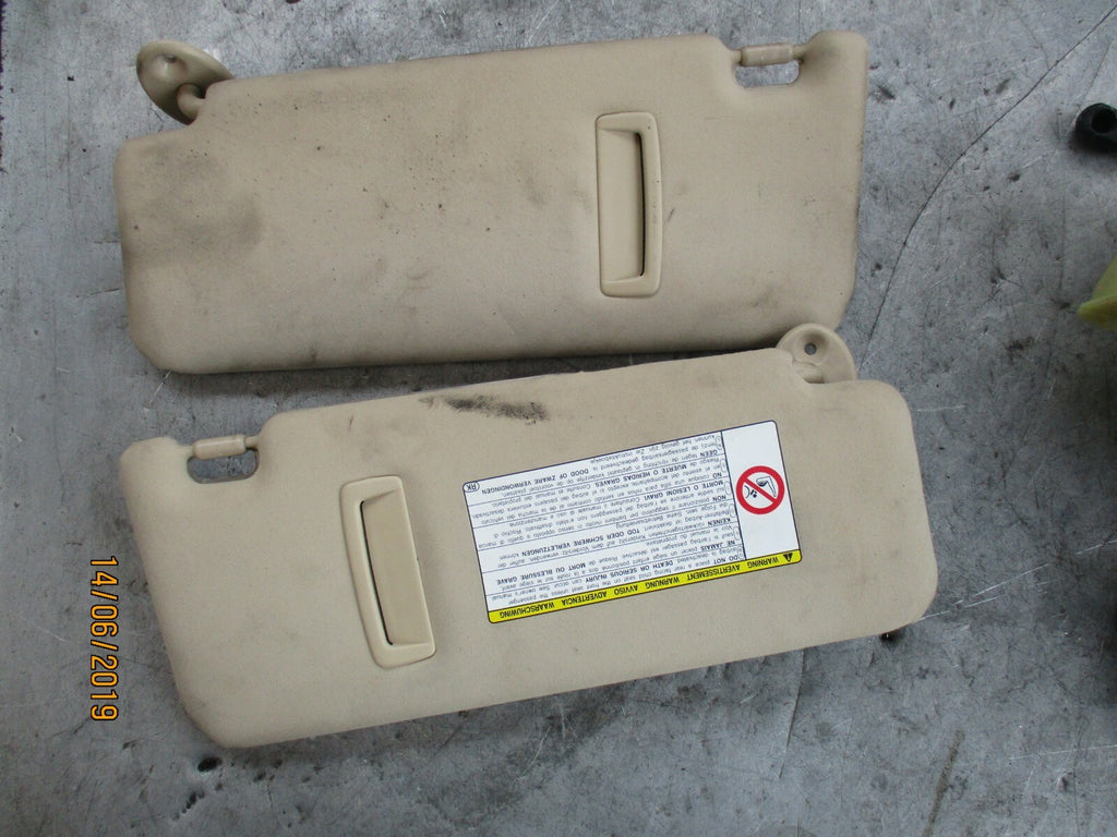 LEXUS IS XE20 OS NS DRIVER PASSENGER SIDE FRONT SUN VISORS