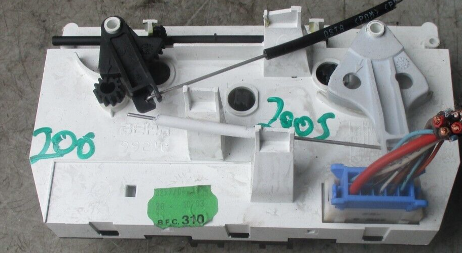 2005 PEUGOET 206 NEHR HEATER VENTILATION CONTROL SWITCH PANEL 99210