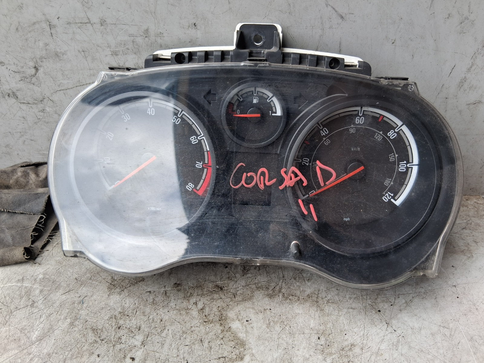 VAUXHALL CORSA D 2011 1.2 PETROL SPEEDO SPEEDOMETER INSTRUMENT CLUSTER 1303304