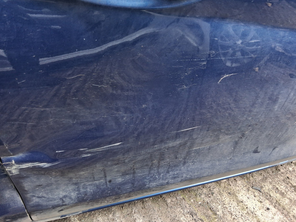 2010 FORD FIESTA MK7 OSF DRIVER SIDE FRONT RIGHT COMPLETE DOOR OCEAN BLUE