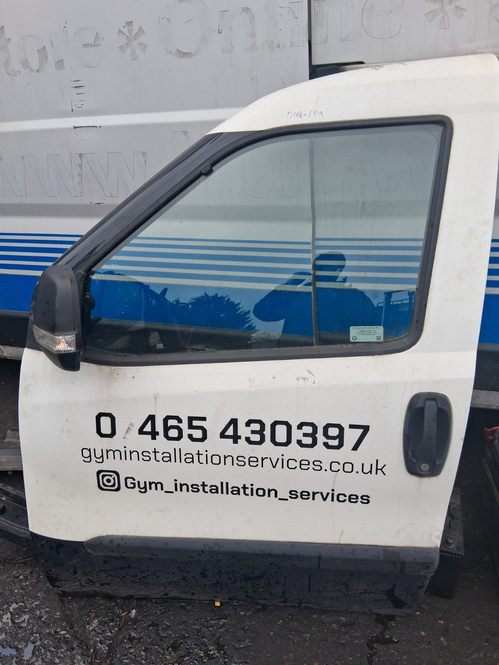 2013 FIAT DOBLO MK2 NSF PASSENGER SIDE FRONT LEFT COMPLETE DOOR WITH WING MIRROR
