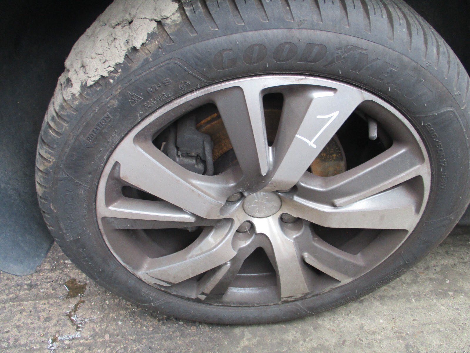 PEUGEOT 2008 2018 MK1 17 INCH ALLOY WHEEL WITH TYRE 205/50R17 REF 1