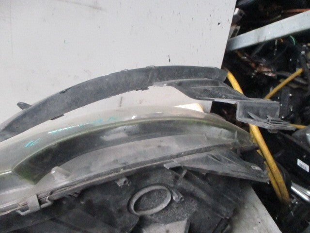 2016 VAUXHALL ZAFIRA C NS PASSENGER SIDE HEADLIGHT DAMAGED 39009023