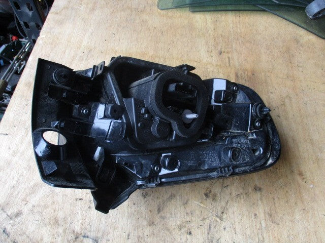 CITROEN C4 MK3 2021 OSR DRIVER SIDE REAR TAIL LIGHT 9831100080