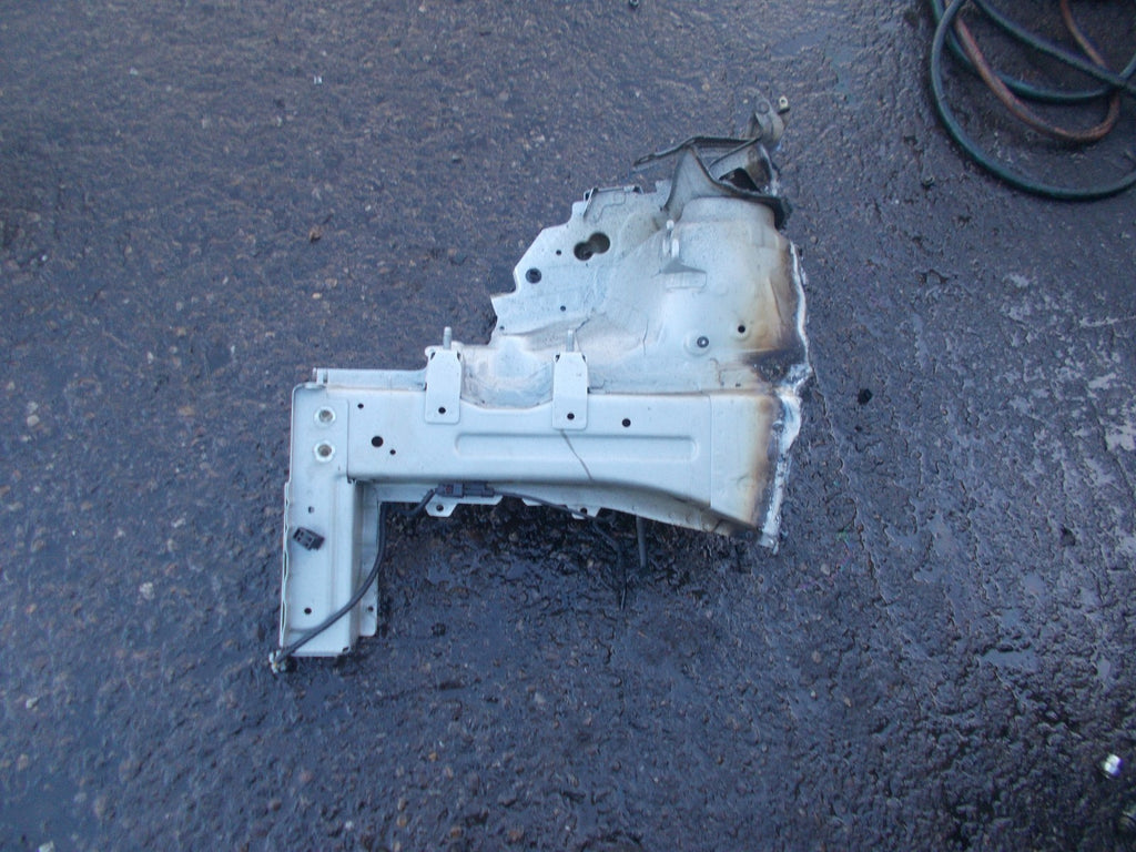 VAUXHALL VIVA OPEL KARL 2014-2019 OSF DRIVER SIDE FRONT FLITCH CHASSIS CORNER