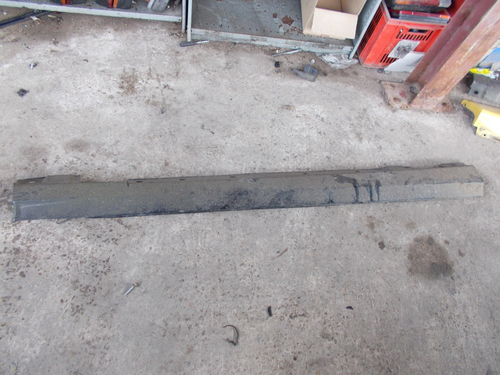 MERCEDES C CLASS W204 SALOON OS DRIVERS SIDE SKIRT BLACK  A2046900440