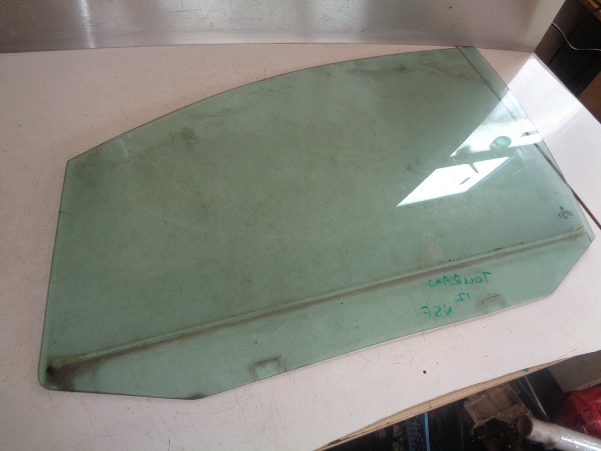 VW VOLKSWAGEN TOURAN 2012 NSF PASSENGER SIDE FRONT DOOR WINDOW GLASS