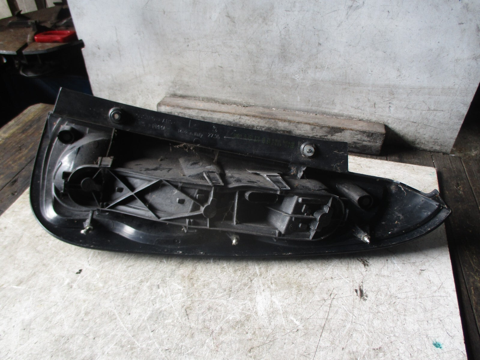 SMART FOR FOUR W454 2005 NSR PASSENGER SIDE REAR TAIL LIGHT A4548200364