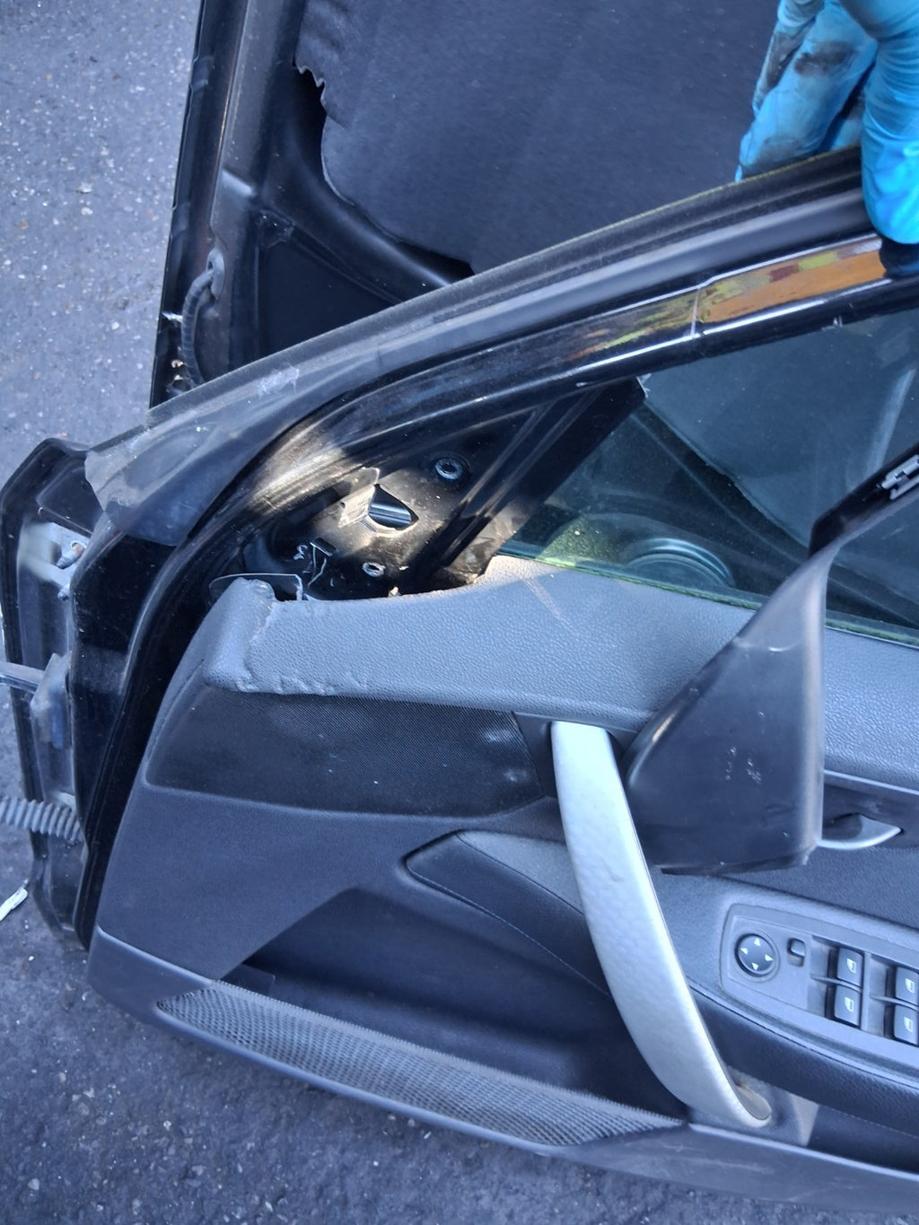 2004 BMW X3 E83 OSF DRIVER SIDE FRONT RIGHT COMPLETE DOOR BLACK