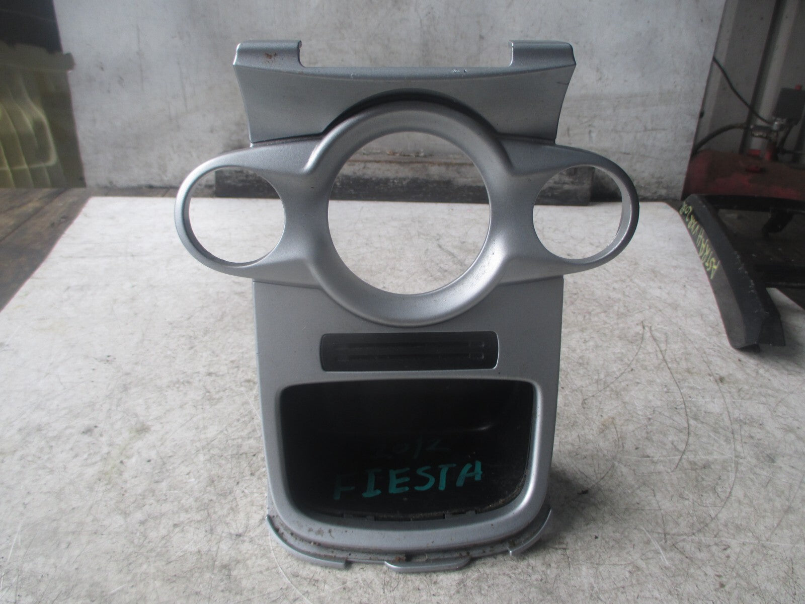 FORD FIESTA MK7 2012 HEATER CONTROL SURROUND TRIM PANEL 8A6118D422BGW