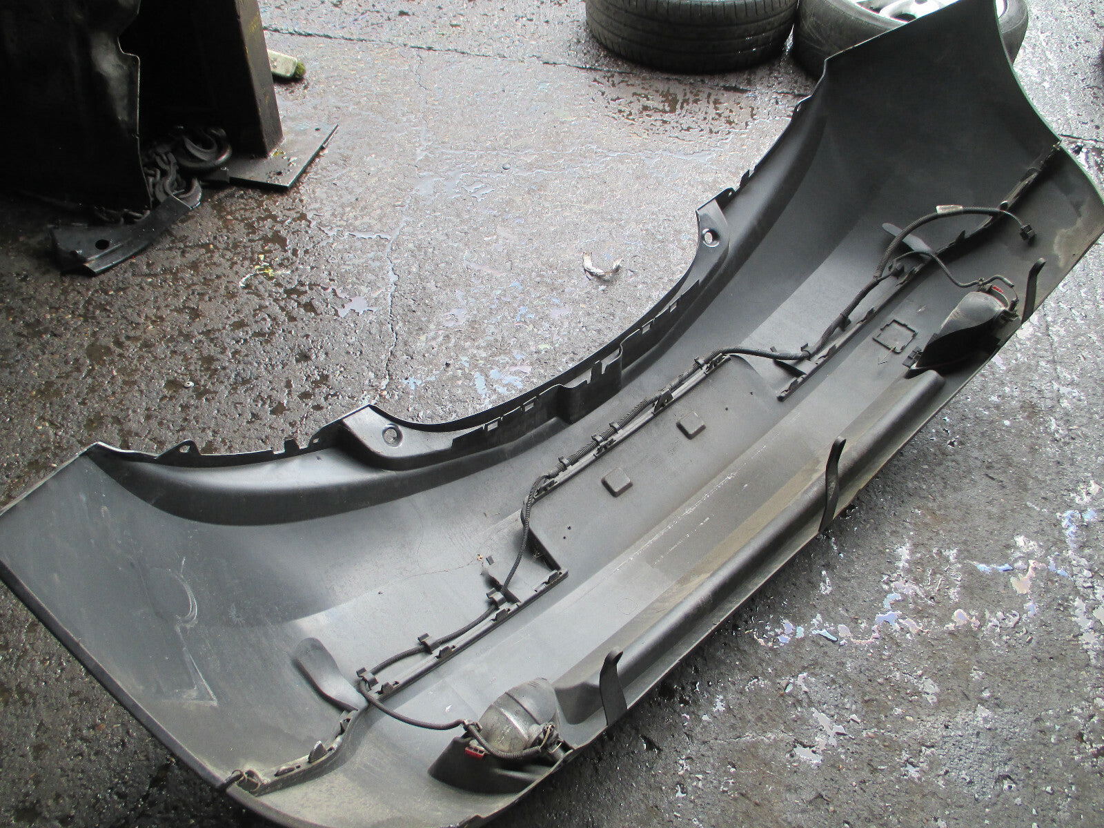 RENAULT MEGANE MK3 2013 REAR COMPLETE BUMPER GRIS ECLIPSE