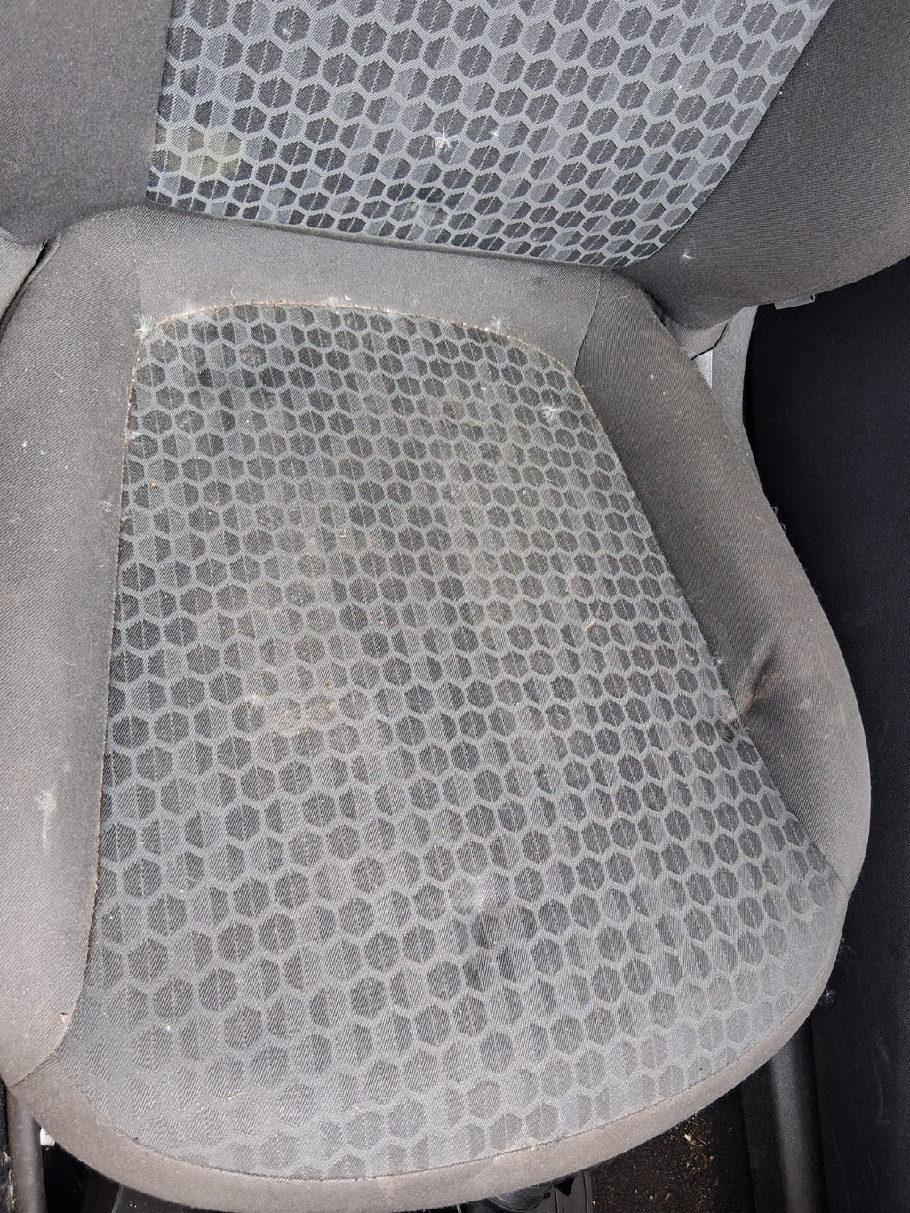 2017 VAUXHALL CORSA E NS PASSENGER SIDE FRONT LEFT FABRIC SEAT