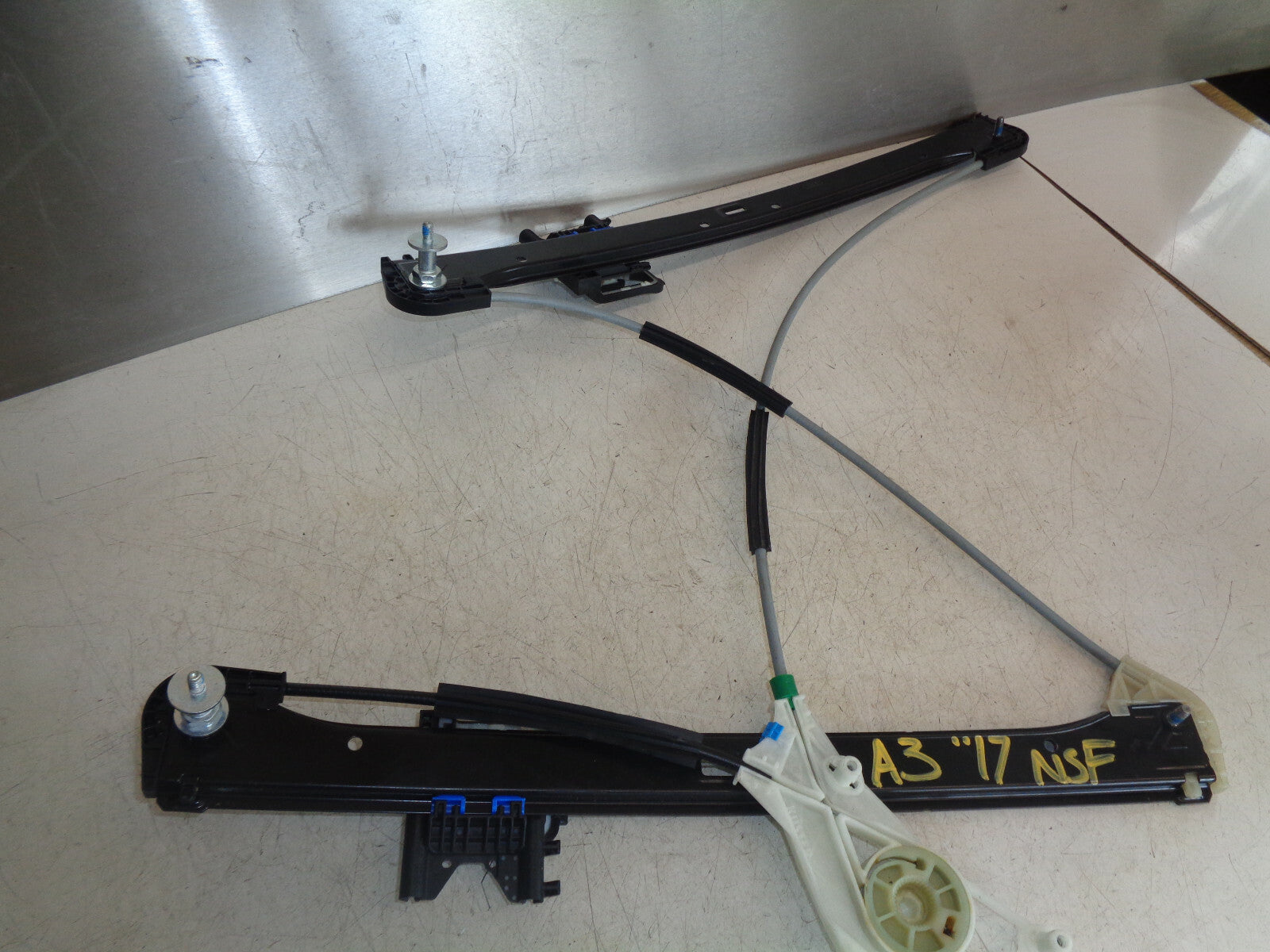 AUDI A3 8V 2017 NSF PASSENGER SIDE FRONT DOOR WINDOW REGULATOR 8V4837461
