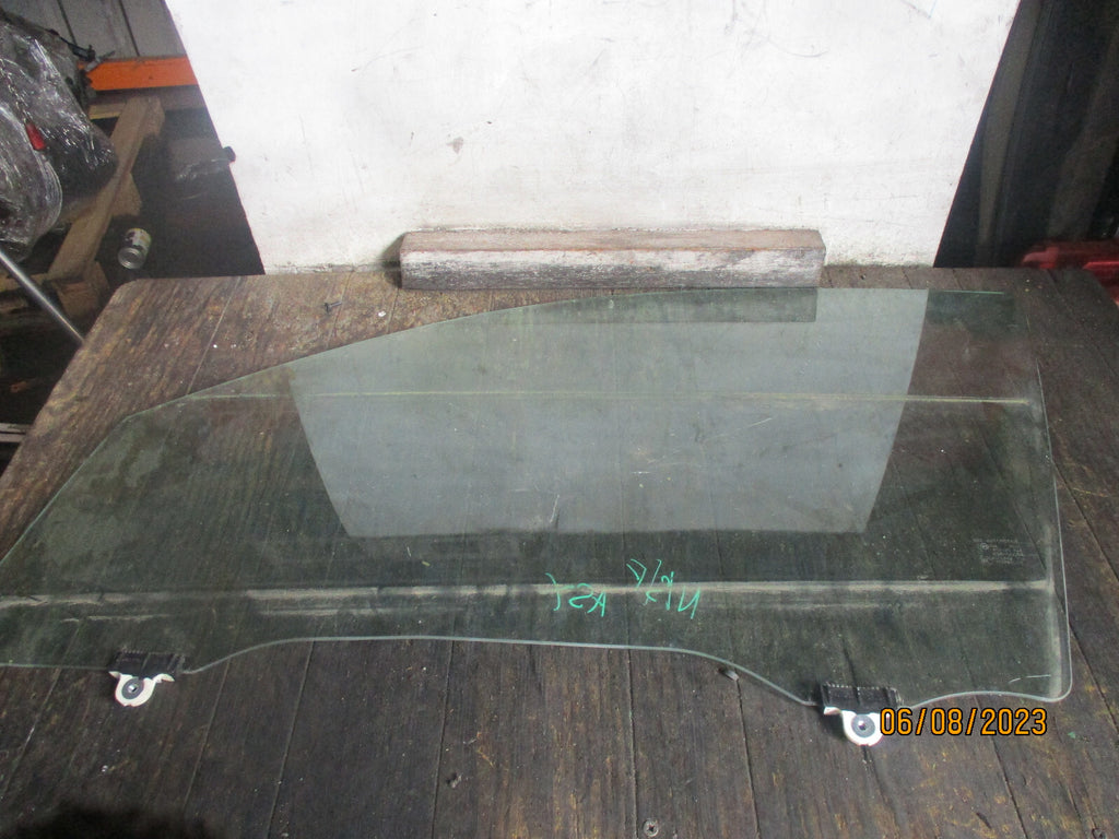 MITSUBISHI ASX 2020 NSF PASSENGER SIDE FRONT WINDOW GLASS