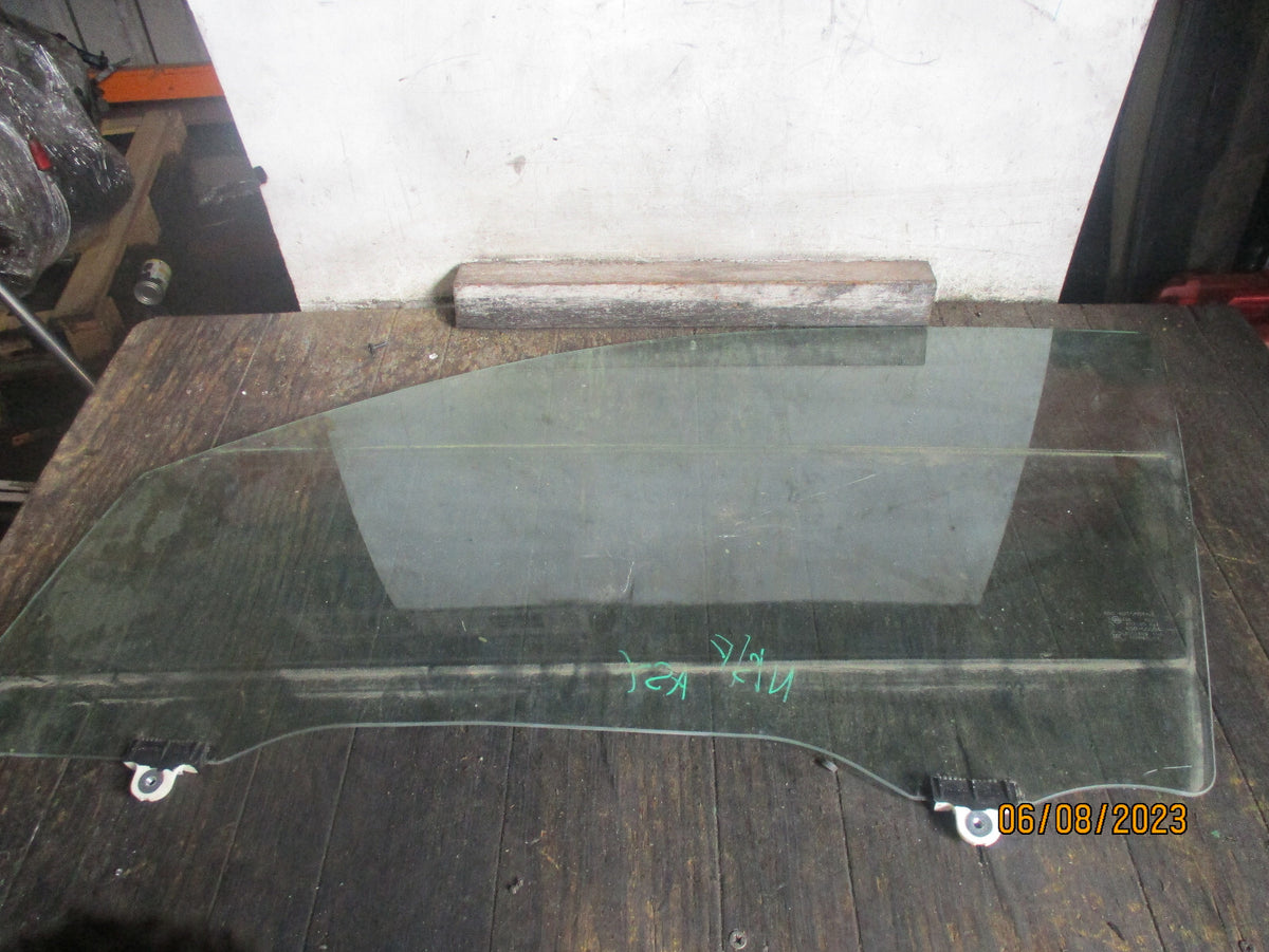 MITSUBISHI ASX 2020 NSF PASSENGER SIDE FRONT WINDOW GLASS