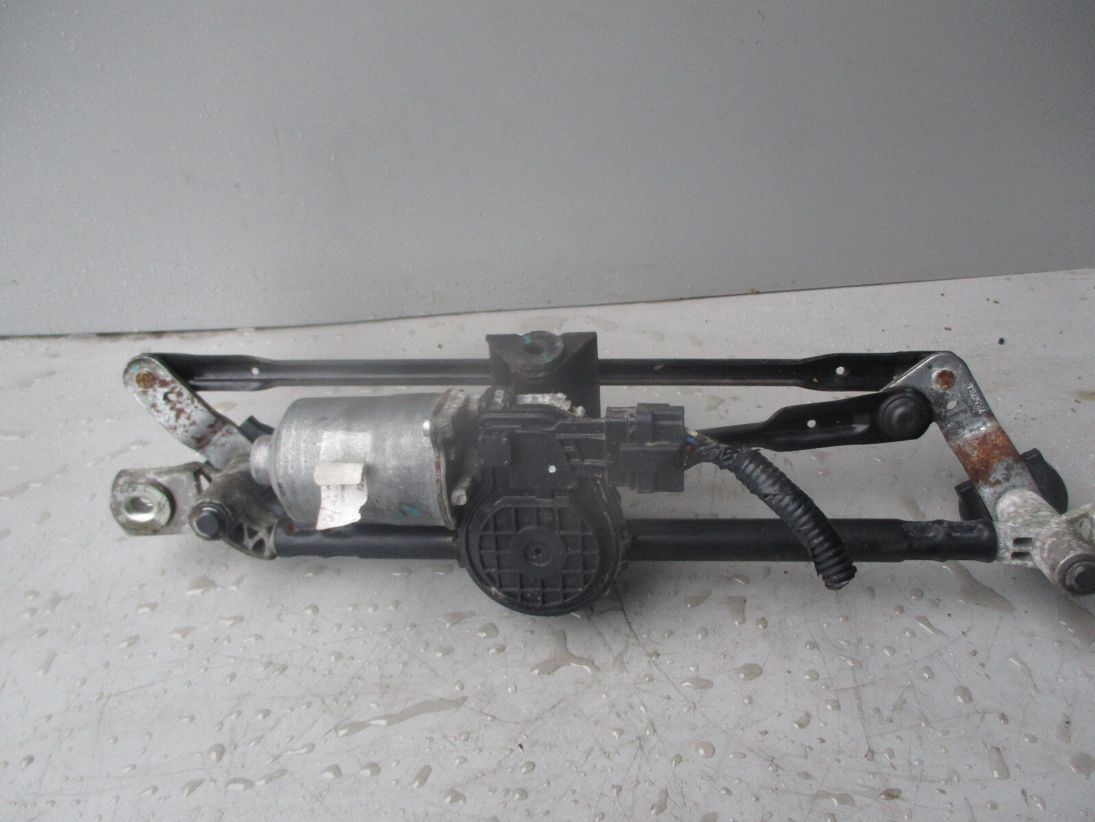 HYUNDAI I10 MK2 2016 FRONT WIPER MOTOR & LINKAGES