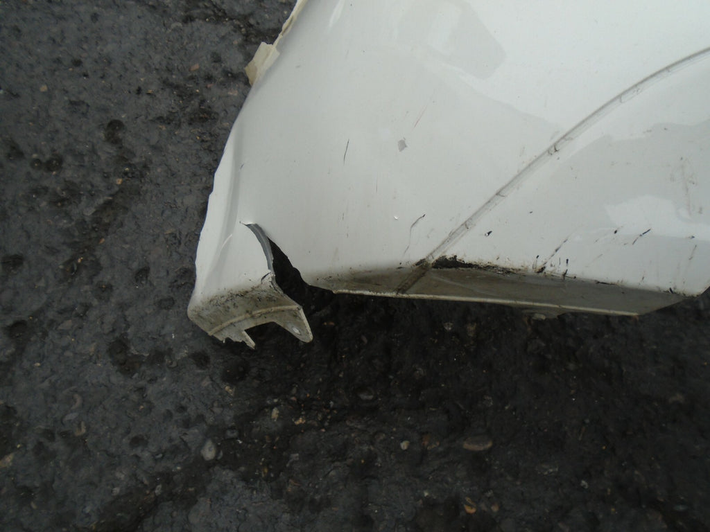 BMW 1 SERIES 2018 F20 F21 WHITE REAR BUMPER SPARES OR REPAIR 51127371756