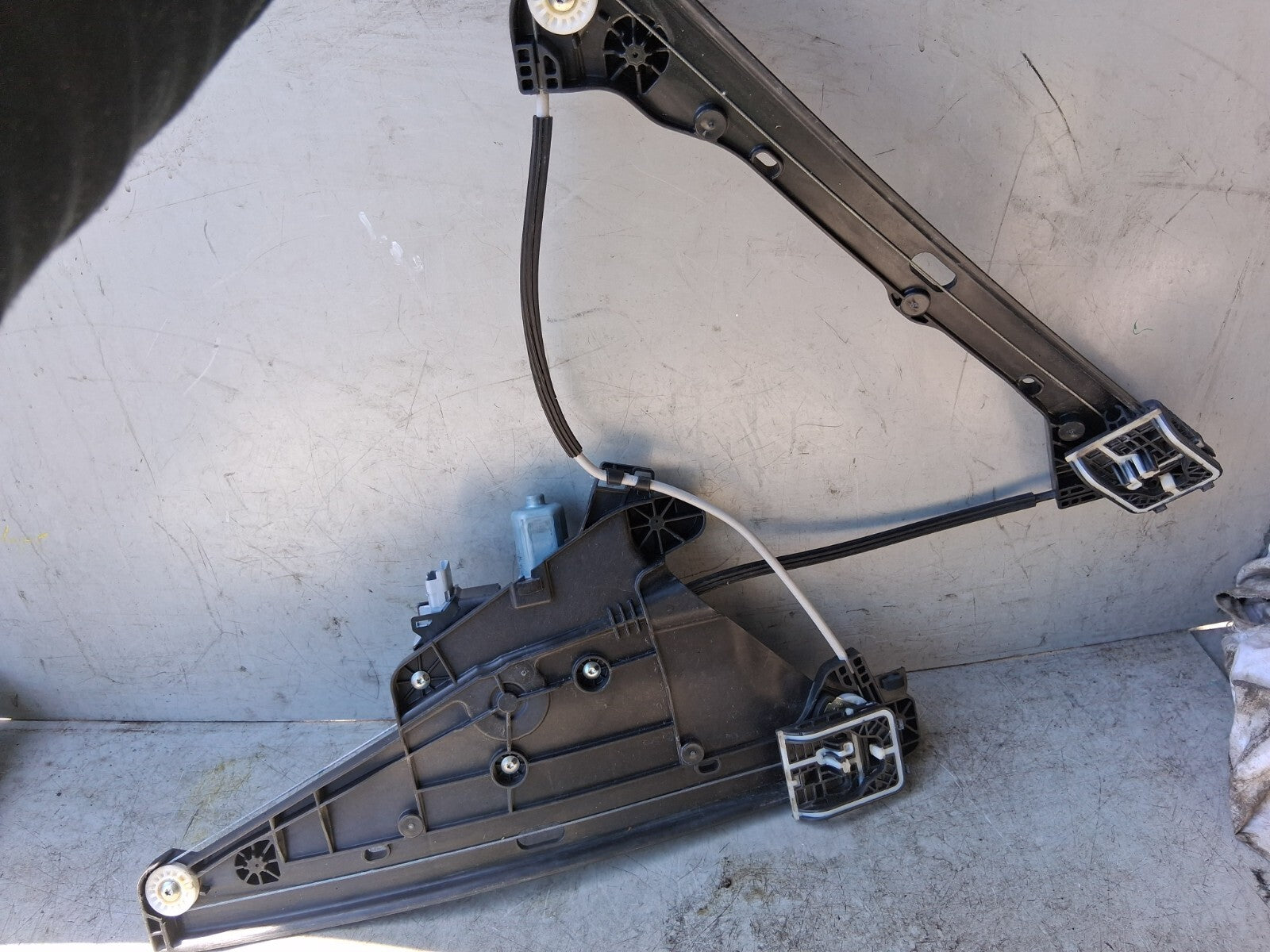 VAUXHALL CORSA F 2021 OSF DRIVER SIDE FRONT WINDOW MOTOR & REGULATOR 9829043380