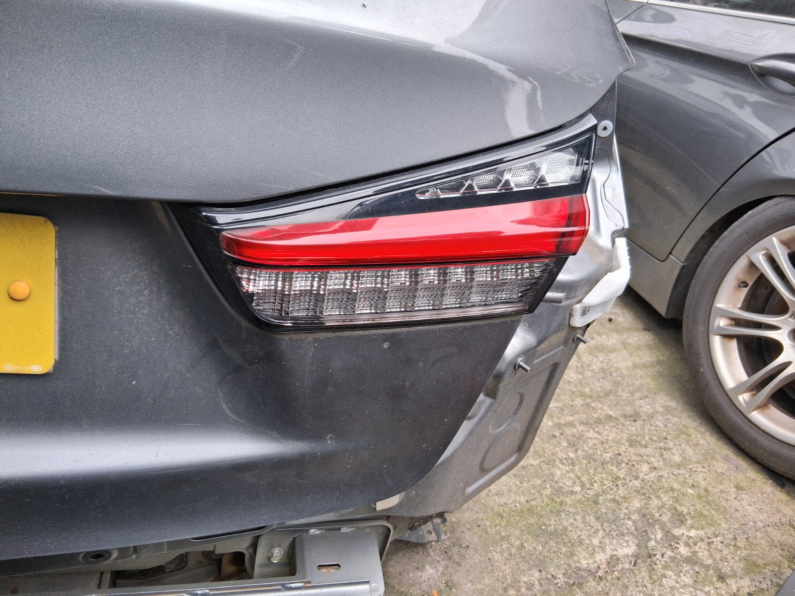 2020 MITSUBISHI ASX OSR DRIVER SIDE REAR RIGHT INNER TAIL LIGHT