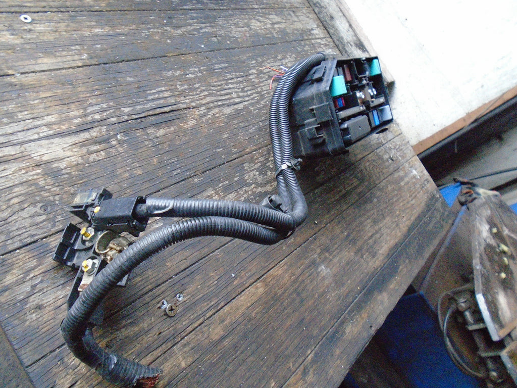 HONDA CIVIC MK9 2015 UNDER BONNET FUSE BOX ASSEMBLY TV1E010E0