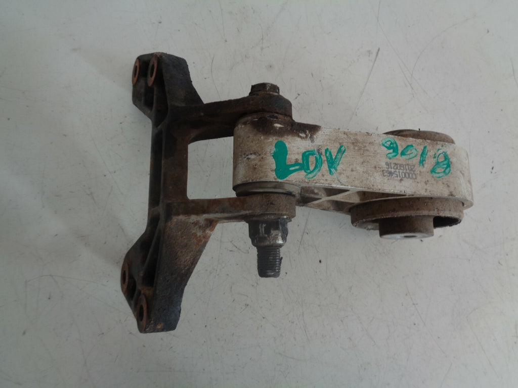 SAIC LDV MAXUS V80 2.5 TD 2018 ENGINE MOUNT REAR BOTTOM ASSEMBLY