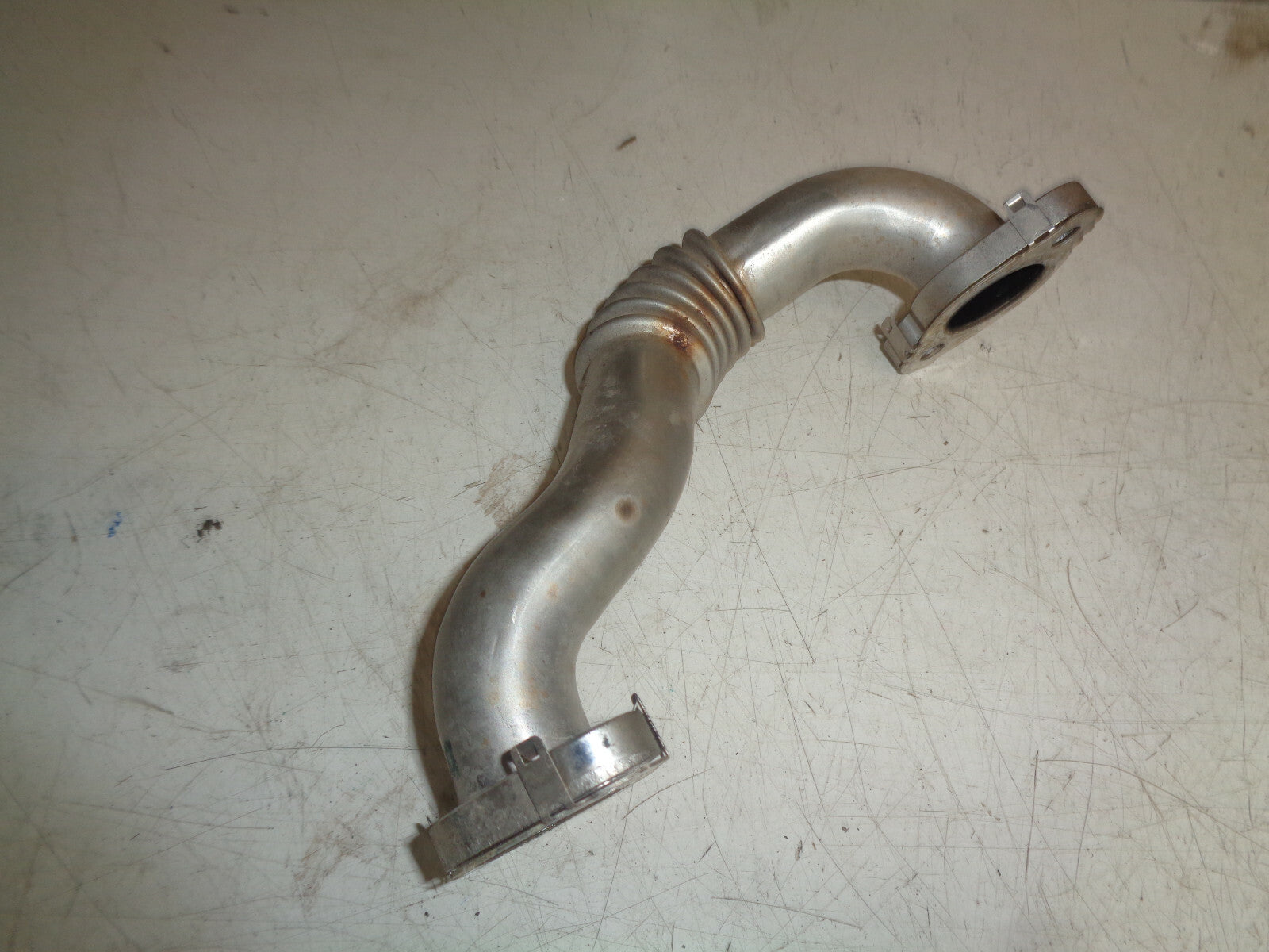 VW VOLKSWAGEN GOLF PLUS 1.6 TDI EGR COOLER PIPE HOSE 03L131521