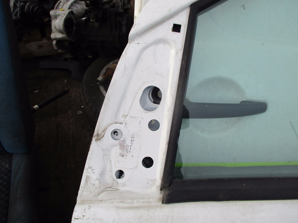 FIAT SCUDO 270 2014 NSF PASSENGER SIDE FRONT DOOR GLASS HANDLE CARD REG WHITE