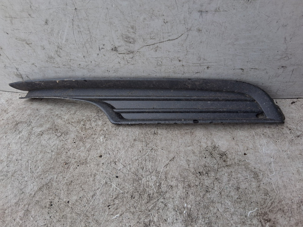 2017 VW VOLKSWAGEN POLO MK5 NSF PASSENGER SIDE FRONT LOWER GRILLE 5G0853666