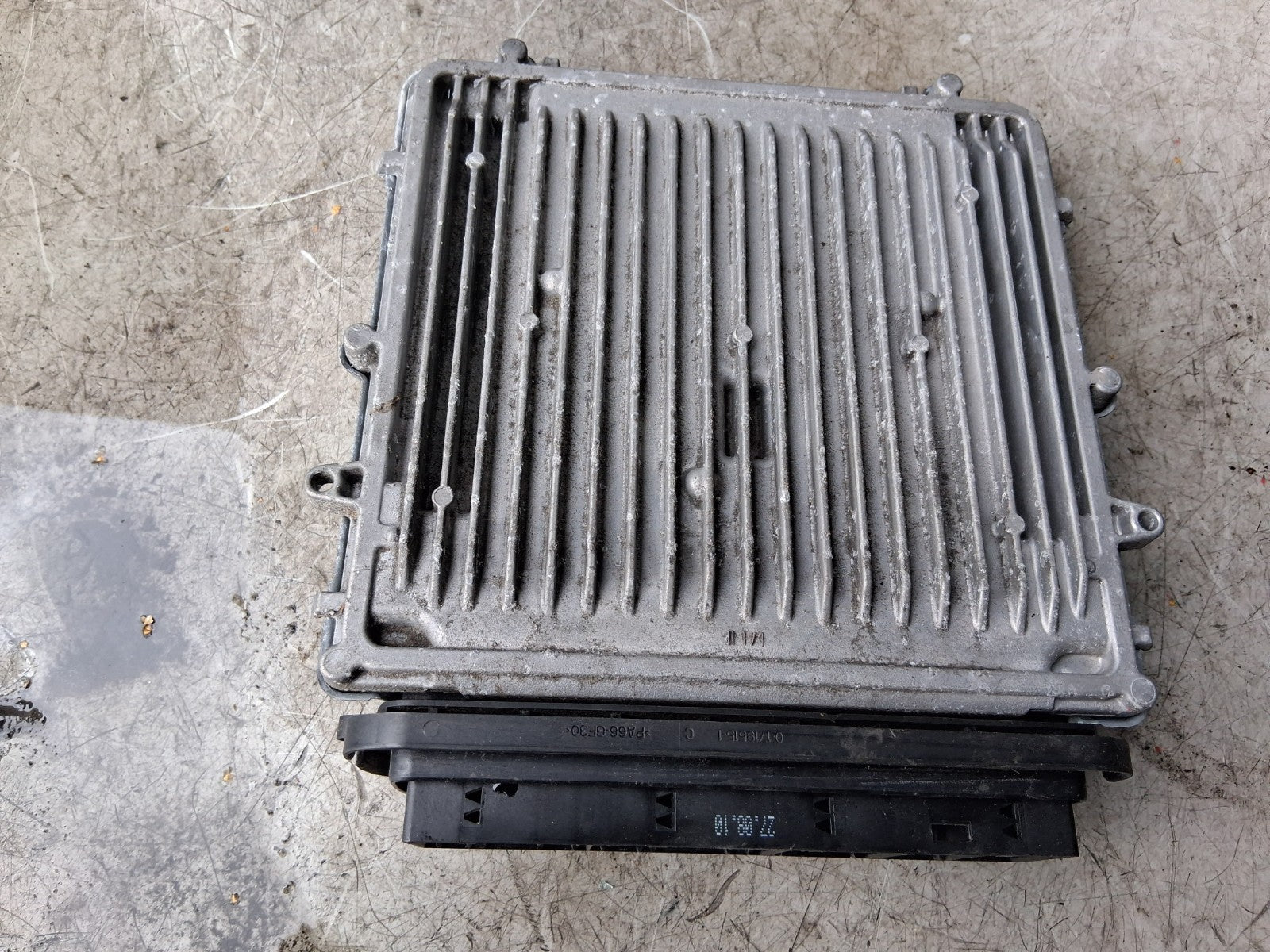2012 BMW 5 SERIES F10 2.0 DIESEL ECU ENGINE CONTROL UNIT MODULE 0281017648