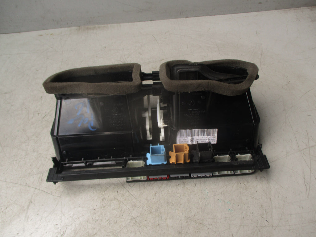 2016 VOLKSWAGEN POLO MK5 6R DASHBOARD CENTER AIR VENT 6C0819728CVAL