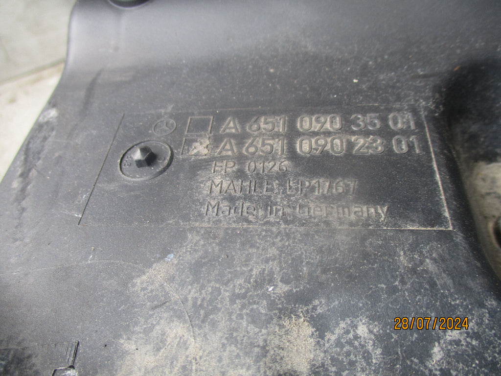 2012 MERCEDES BENZ W204 C CLASS AIR FILTER BOX A6510903501