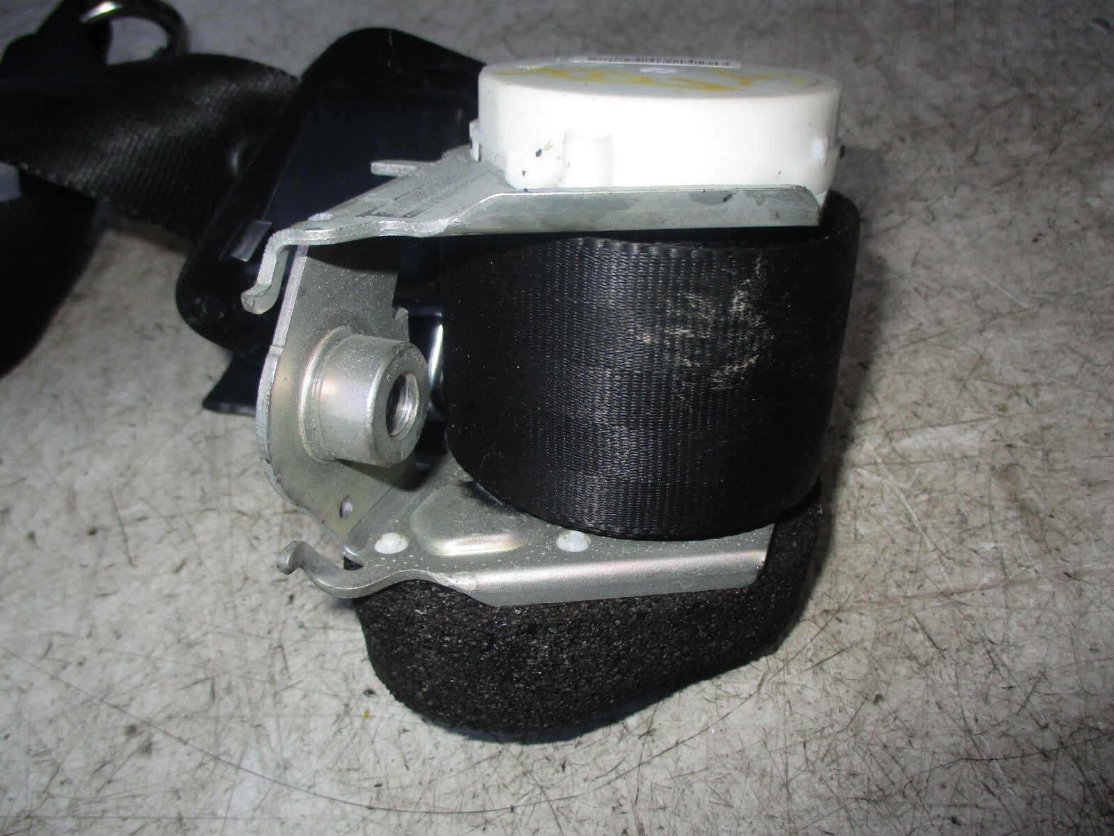 FORD S-MAX 2010 OSF DRIVER SIDE THIRD ROW SEAT BELT 9613B86A