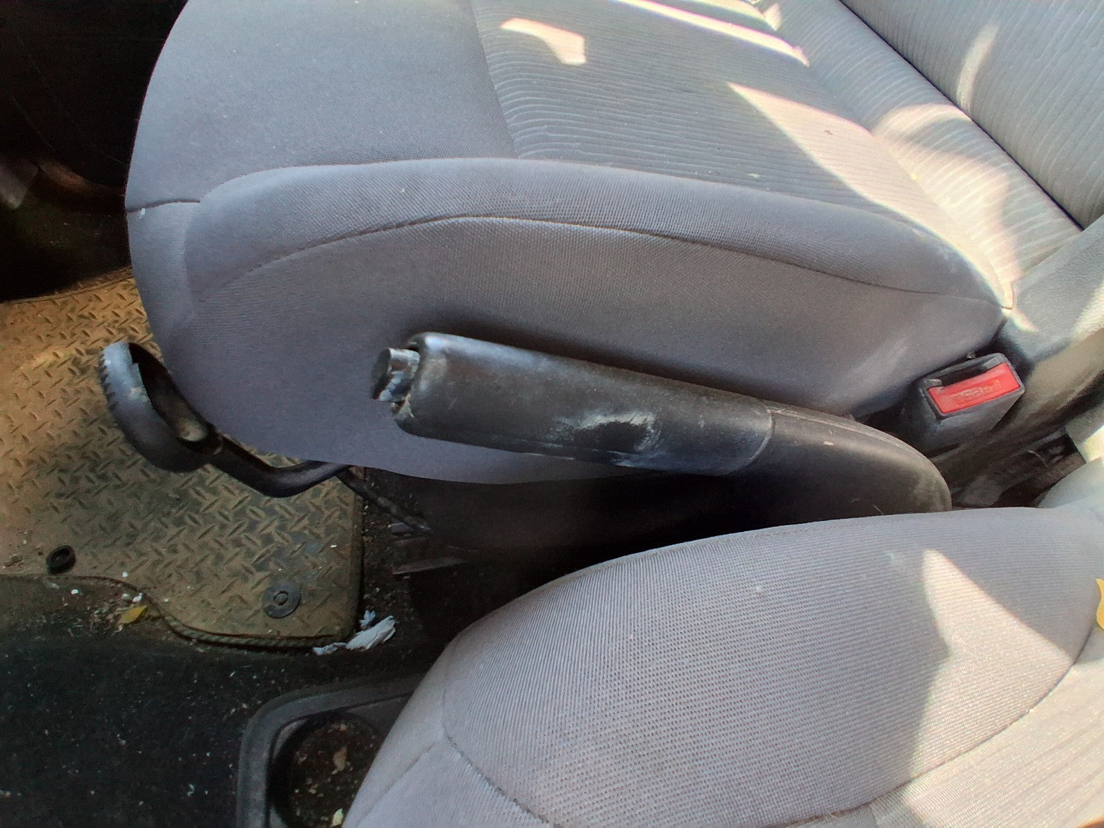 2015 PEUGEOT PARTNER MK2 MANUAL PARKING HANDBRAKE LEVER