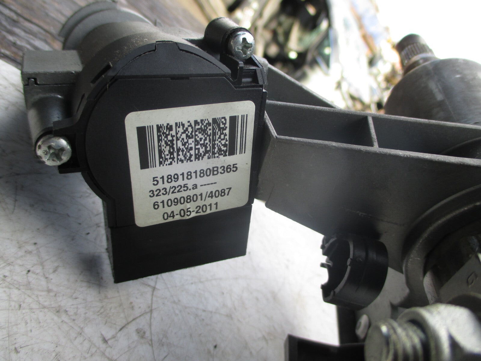 PEUGEOT BIPPER 2014 ADJUSTABLE STEERING COLUMN 61090801