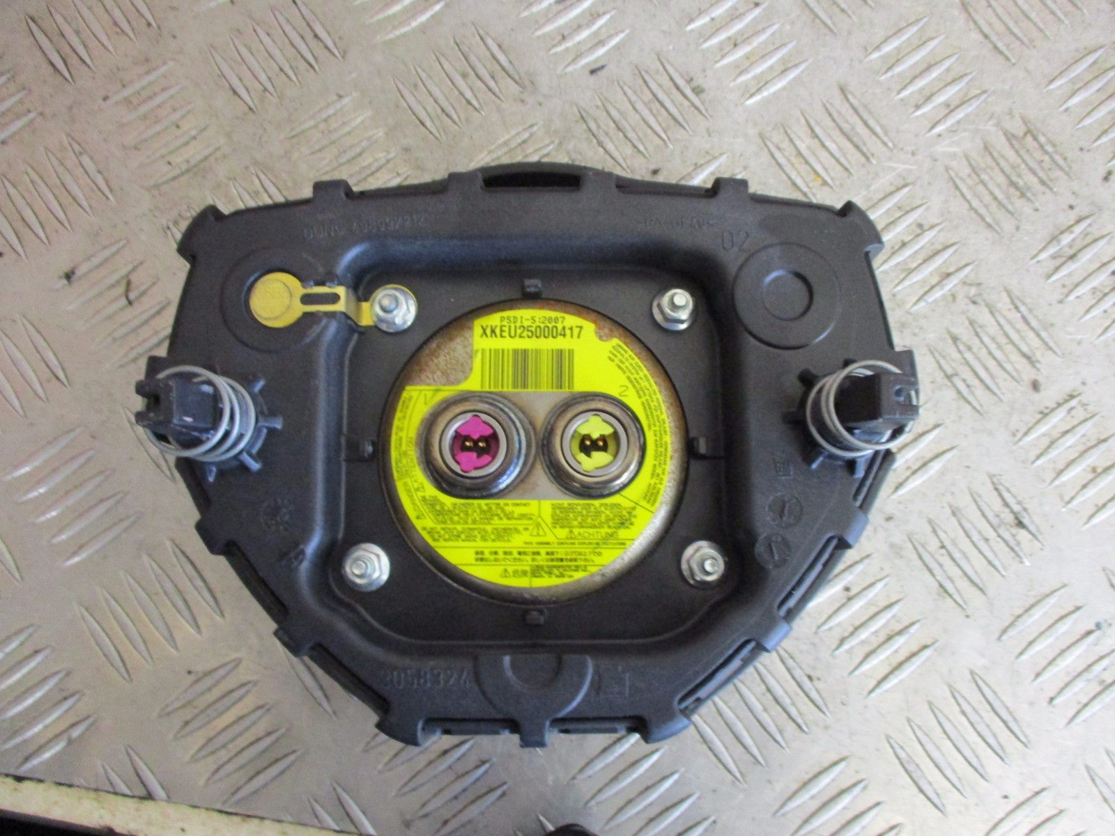 VAUXHALL ASTRA H MK5 2004-2010 STEERING WHEEL AIRBAG 13111345