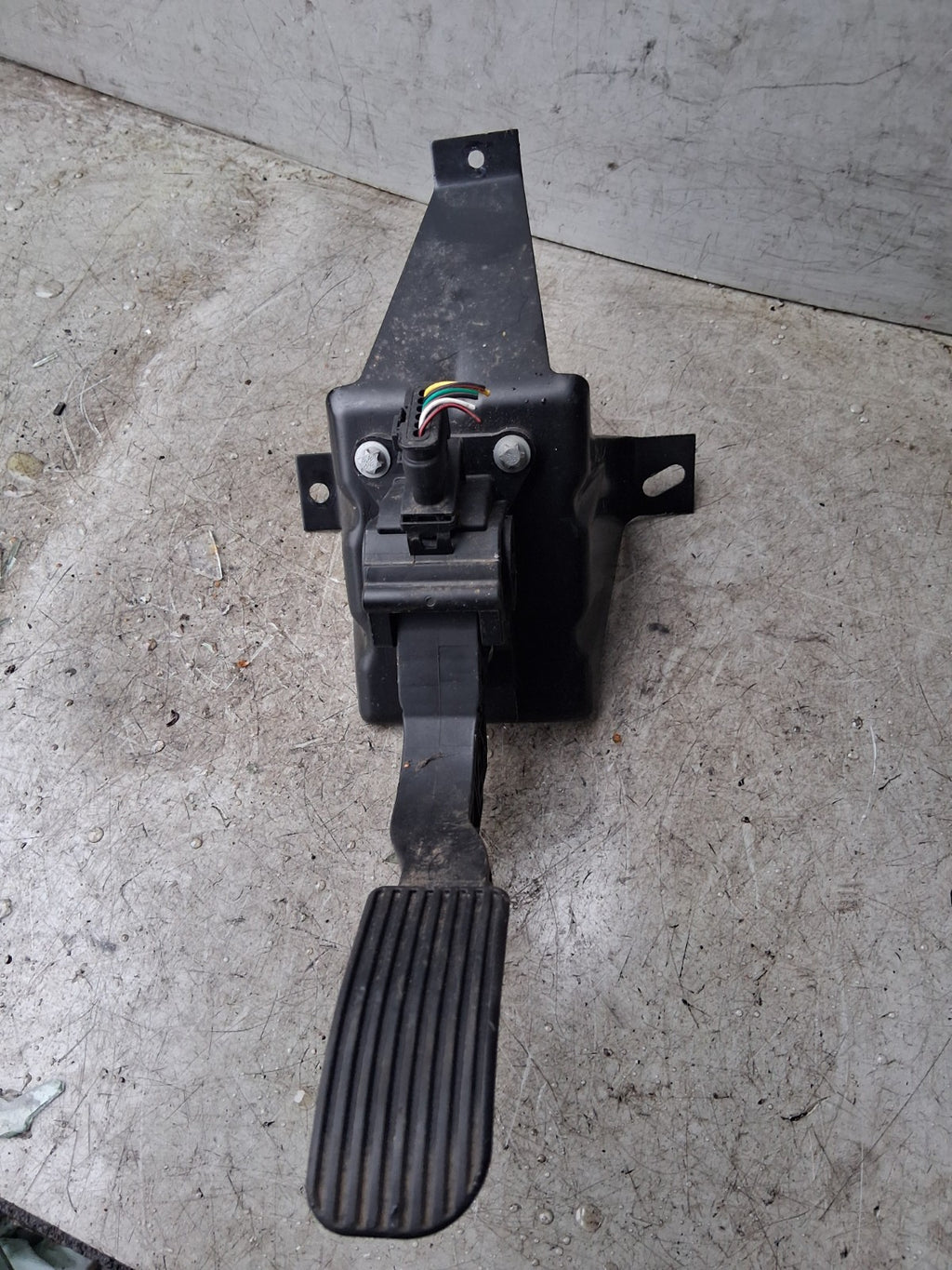 2023 MERCEDES SPRINTER W907 THROTTLE ACCELERATOR PEDAL A9073010200