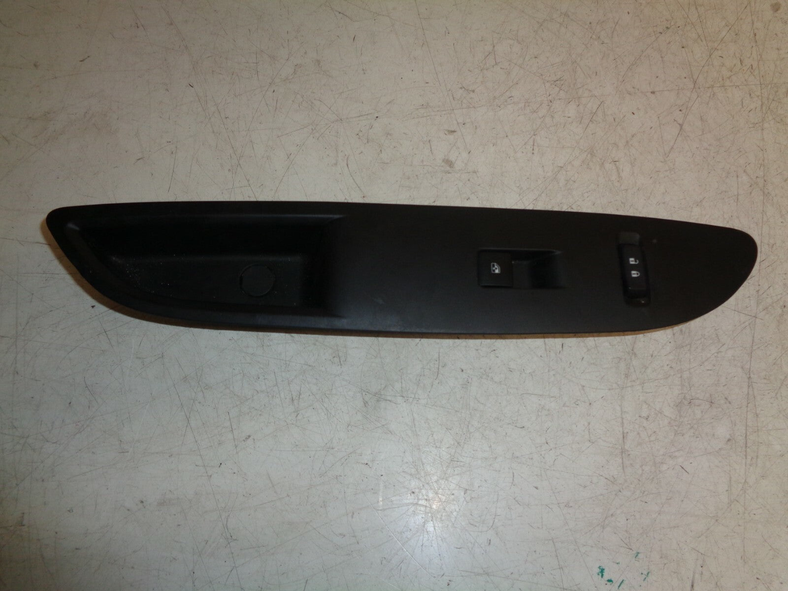 VAUXHALL MOKKA 2013 MK1 PASSENGER SIDE FRONT DOOR WINDOW SWITCH AV21K693600R