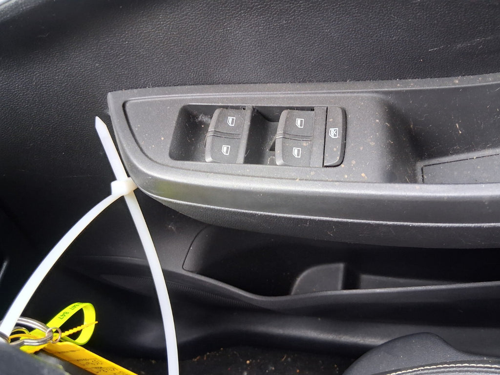 2021 MG 3 MK2 EXCLUSIVE OSF DRIVER SIDE FRONT RIGHT WINDOW CONTROL SWITCH