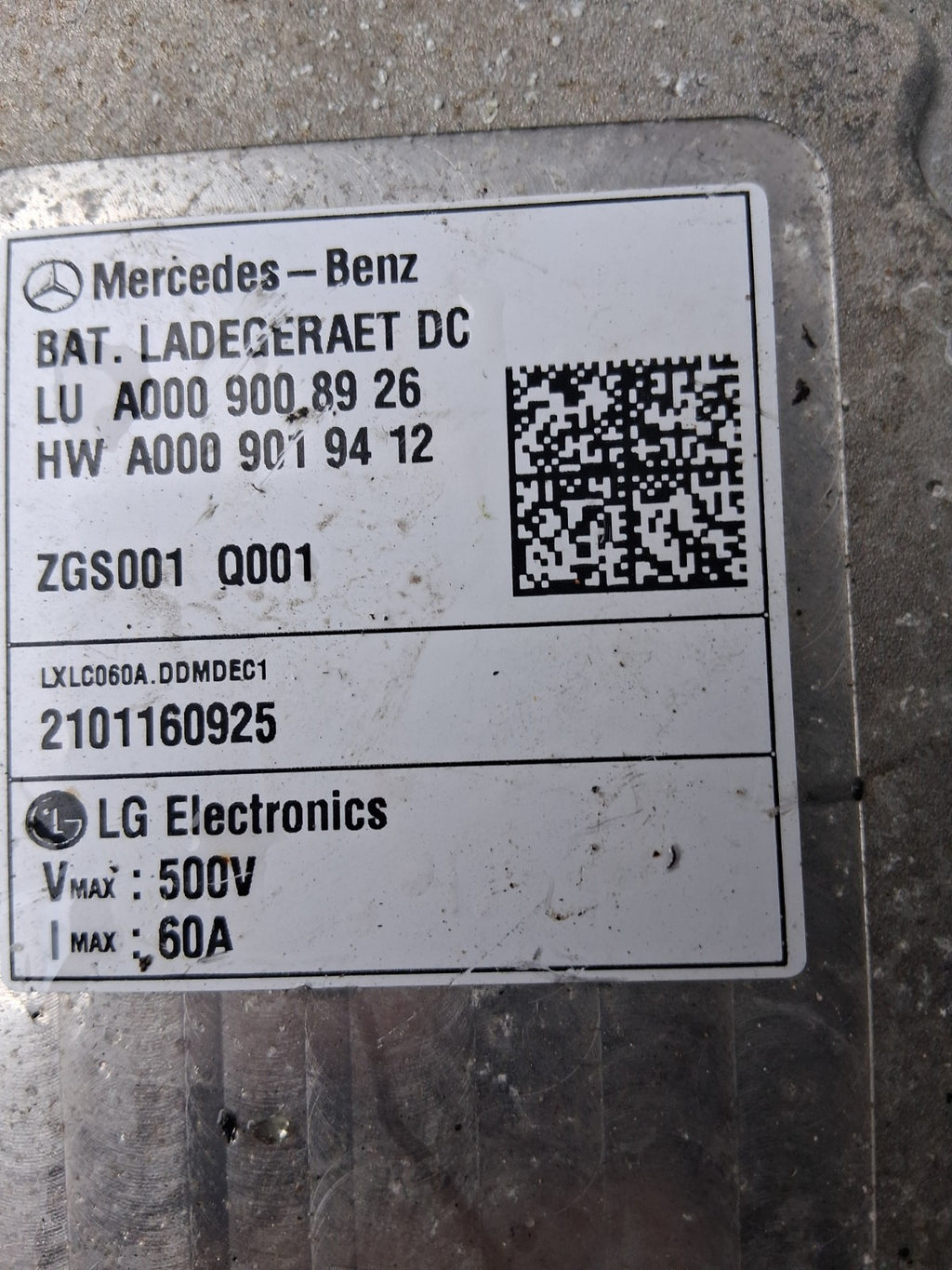 2021 MERCEDES A CLASS INVERTER VOLTAGE CONVERTER A0009008926