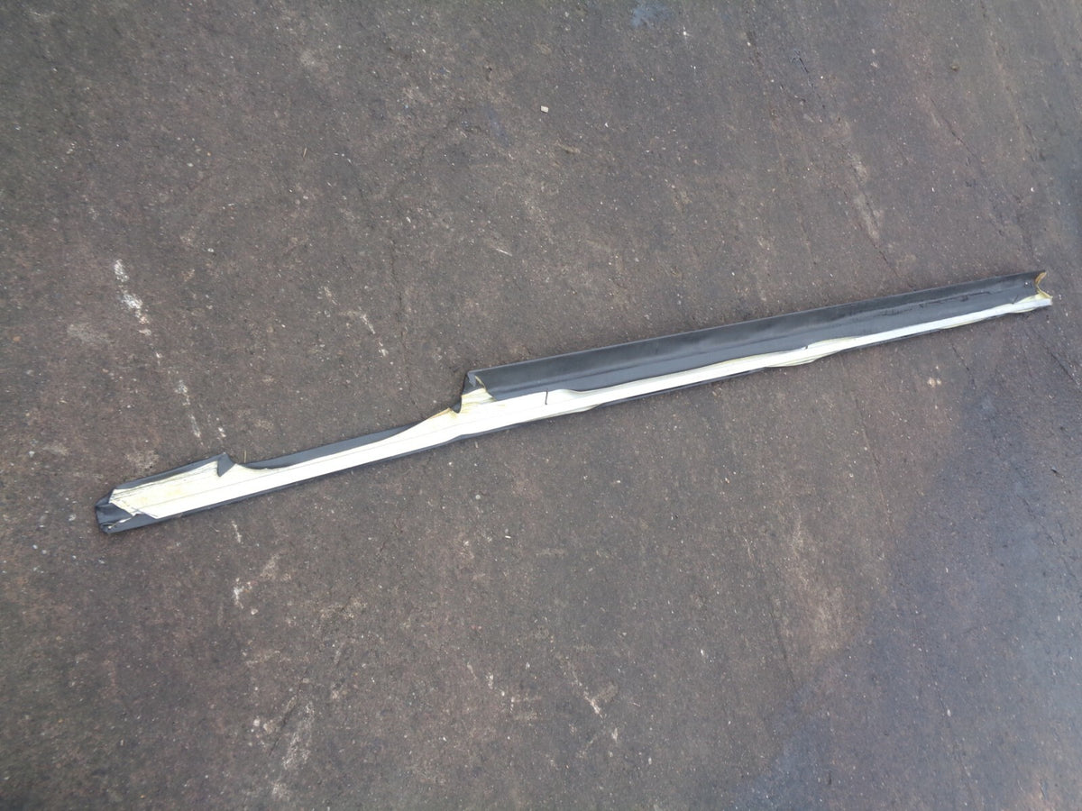 LINCOLN TOWN CAR LIMOUSINE LEFT SIDE UPPER INTERIOR ROOF PANEL