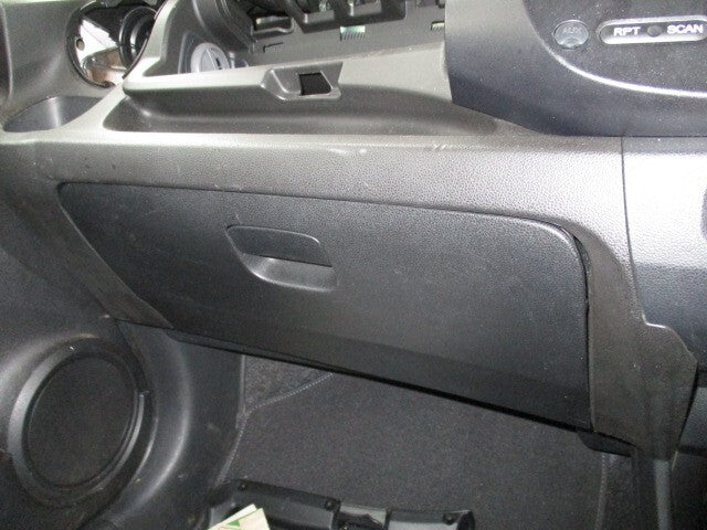 HONDA JAZZ MK3 2014 FRONT INTERIOR PASSENGER SIDE GLOVEBOX