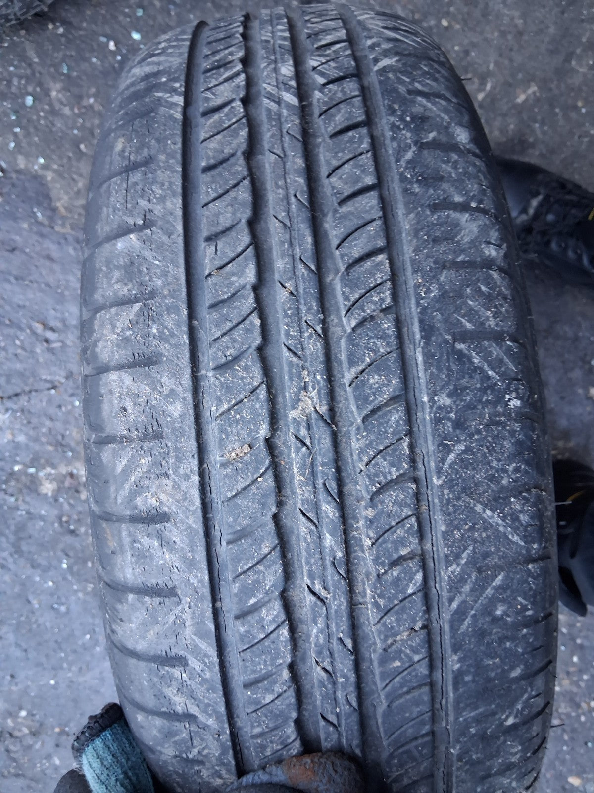 2005 NISSAN ALMERA MK2 15 INCH STEEL WHEEL WITH TYRE 185/65R15