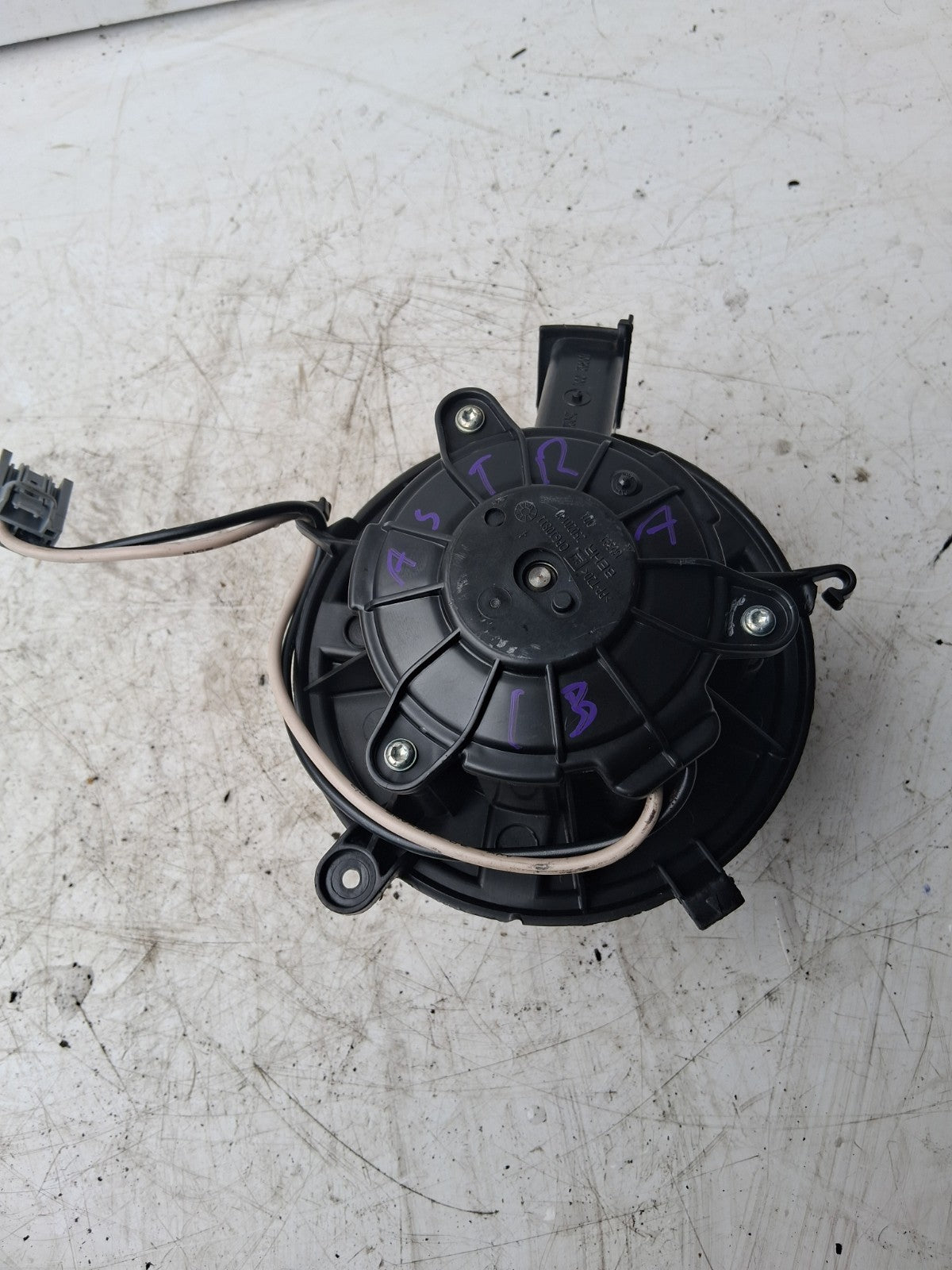 VAUXHALL ASTRA J 2013 HEATER MOTOR BLOWER FAN 25020139