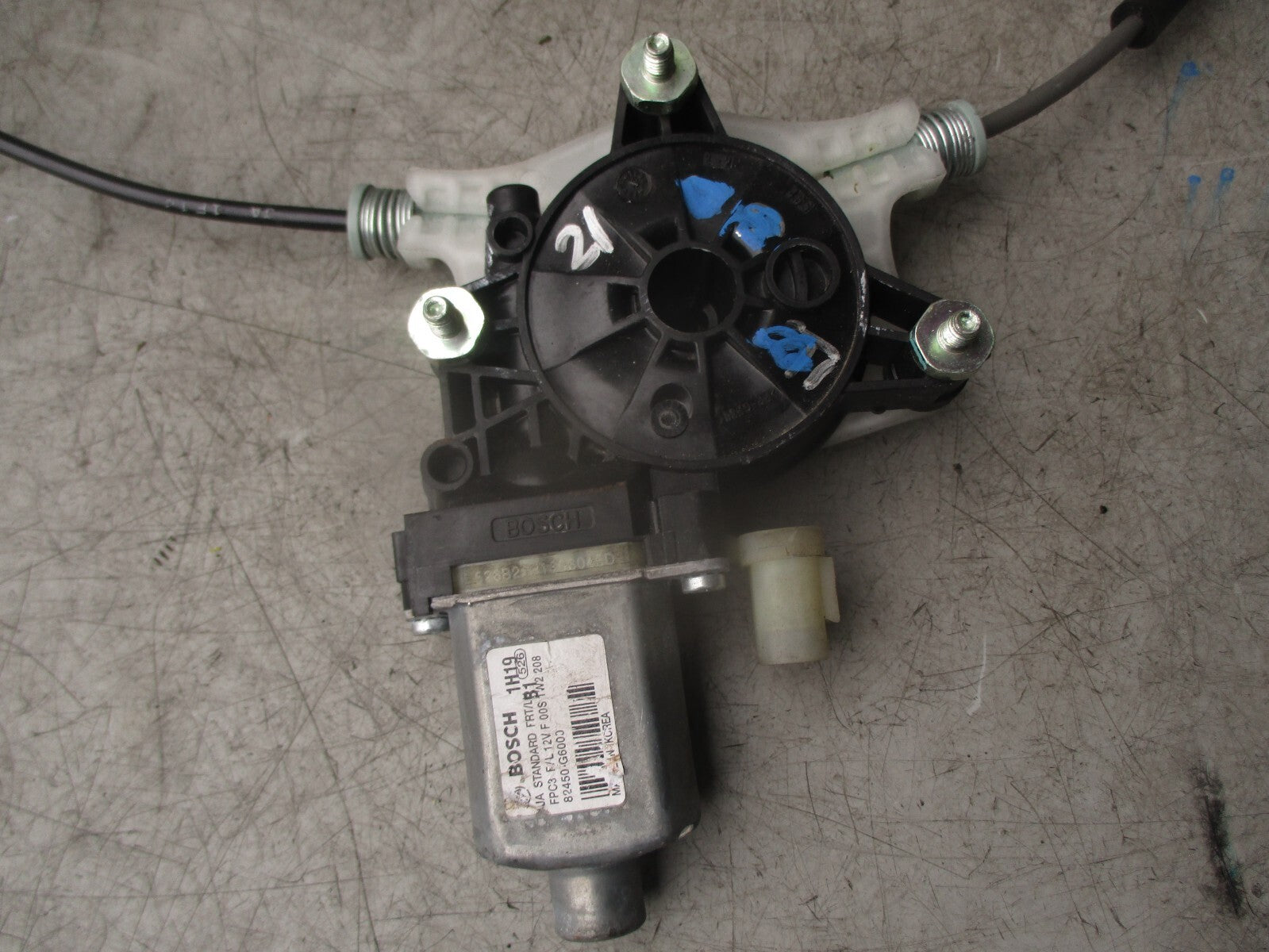 2021 KIA PICANTO MK3 NSF PASSENGER SIDE FROT WINDOW MOTOR & REGULATOR 82460G6000