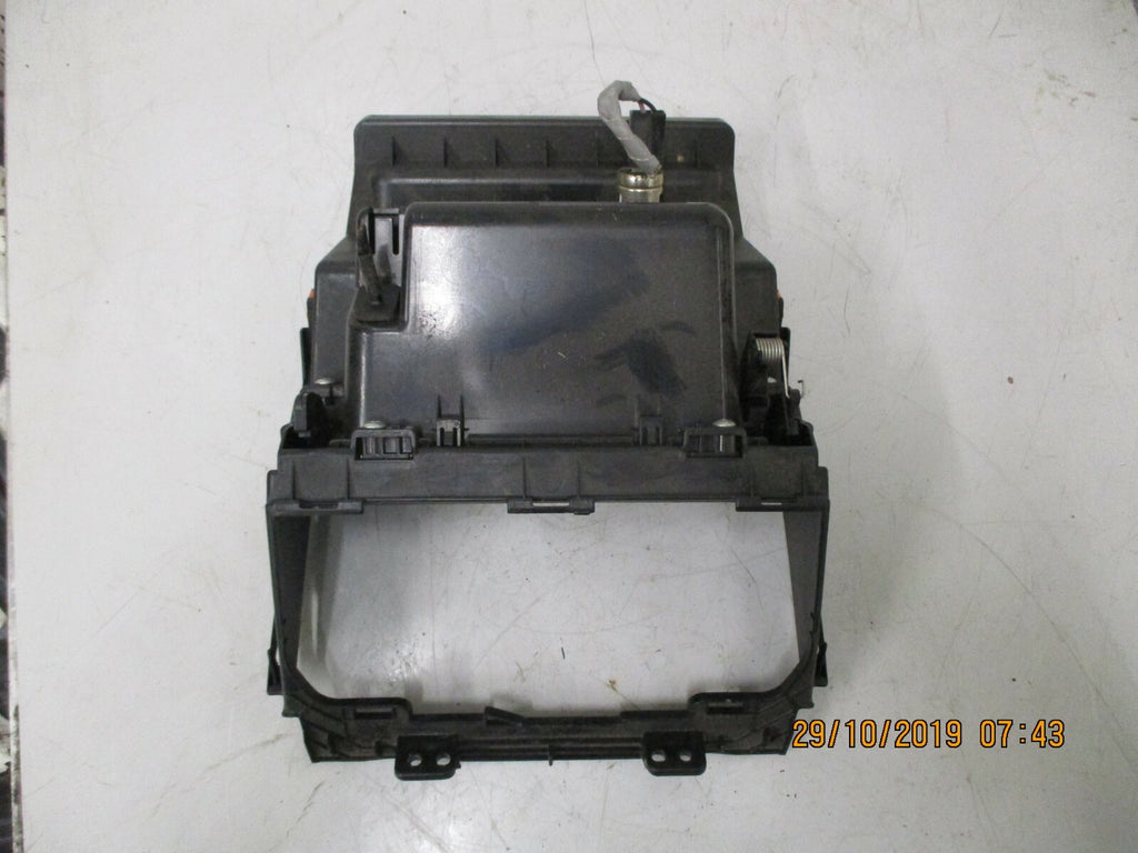 HONDA CRZ 2012 DASHBOARD CENTRE CONSOLE 12V SOCKET SURROUND TRIM PLASTIC COVER