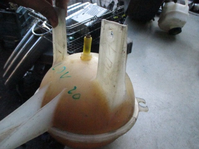 2020 LDV SAIC V80 COOLANT WATER EXPANSION OVERFLOW TANK