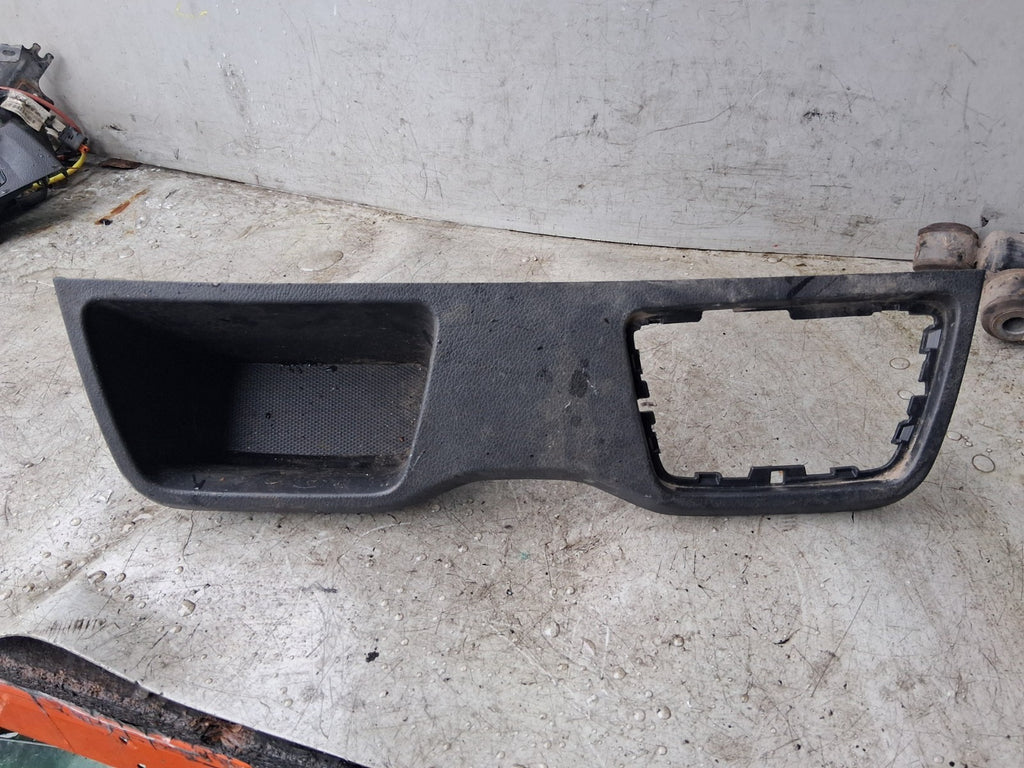 2021 MERCEDES SPRINTER W907 GEAR SHIFT SURROUND TRIM A9106833800