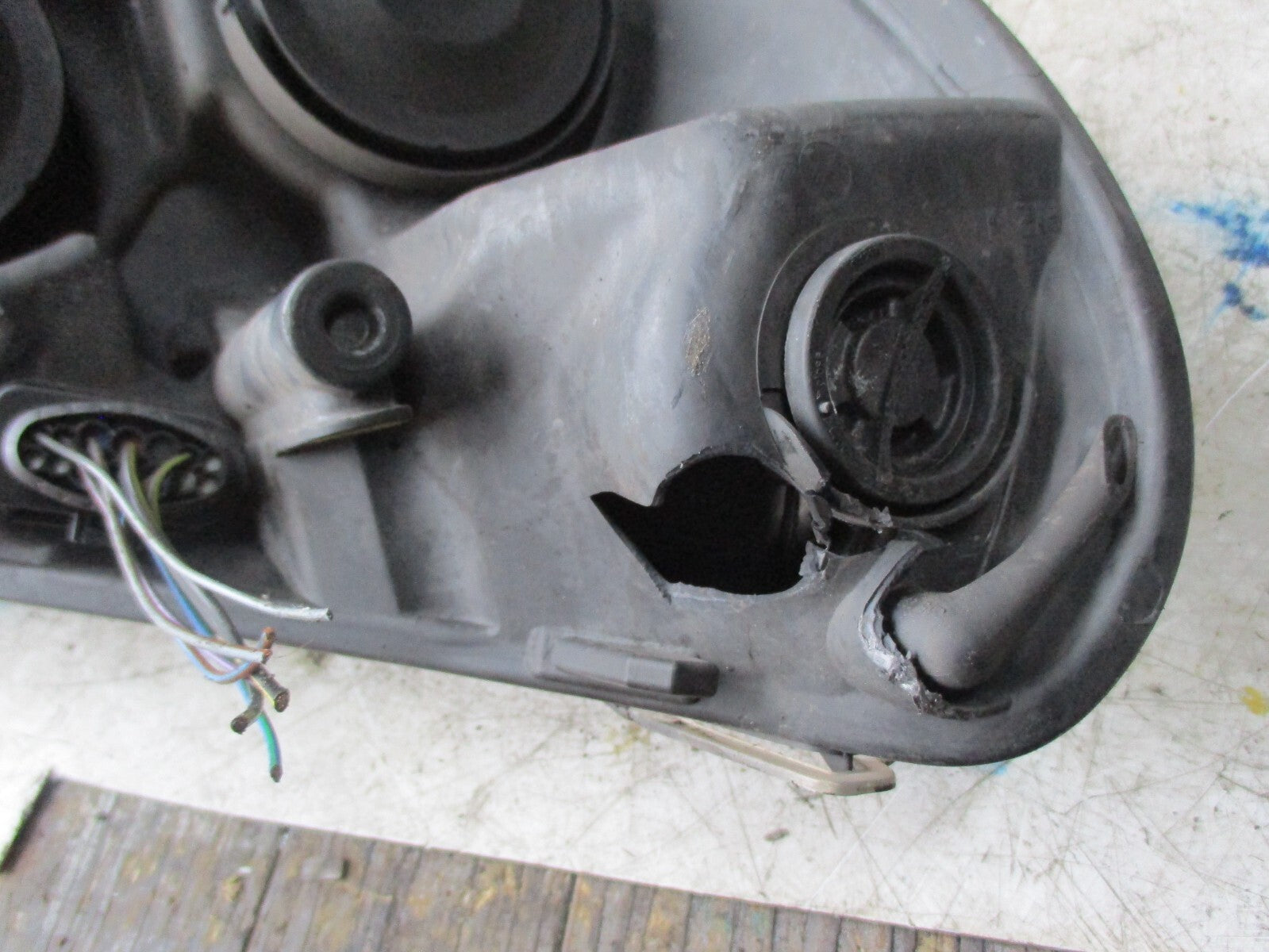 FORD S-MAX 2010 NSF PASSENGER SIDE LEFT FRONT HEADLIGHT 6M2113W030BK